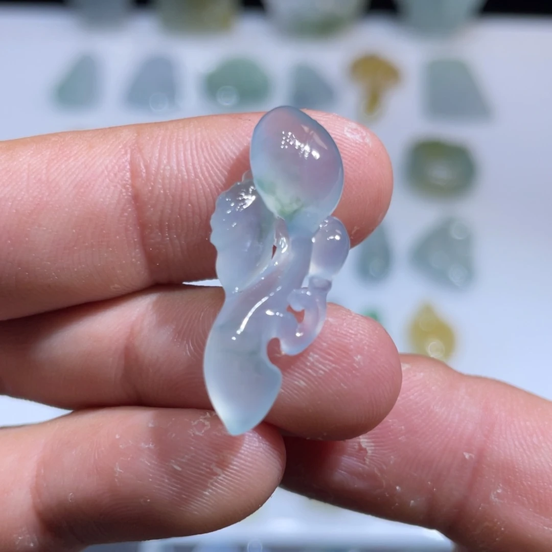 颈饰未镶嵌翡翠莲蓬