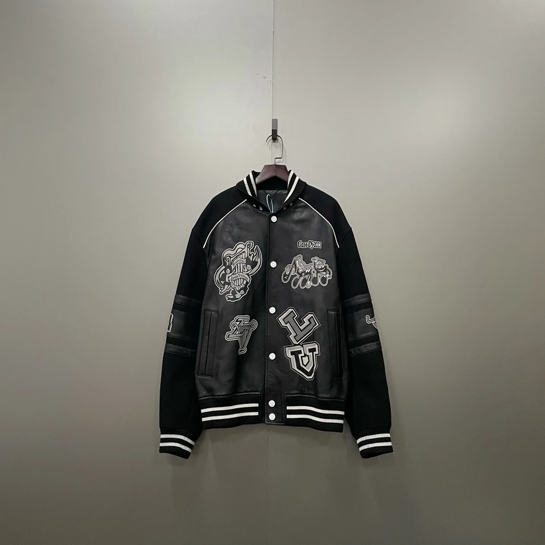 95新 LouisVuitton/路易威登 （ll）黑色贴标外套 50码 200176