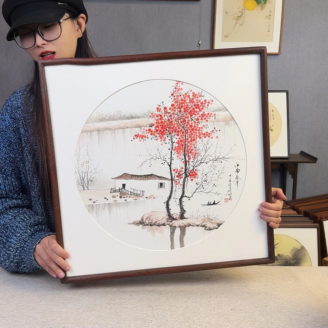 国画手绘带框尺寸： 53*53