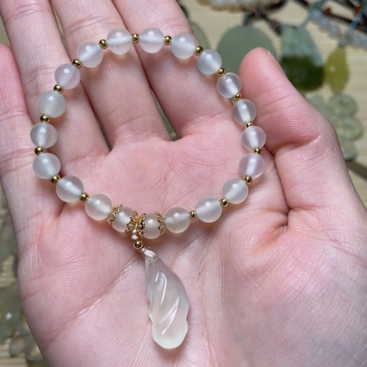 蛇纹石玉合金颈饰