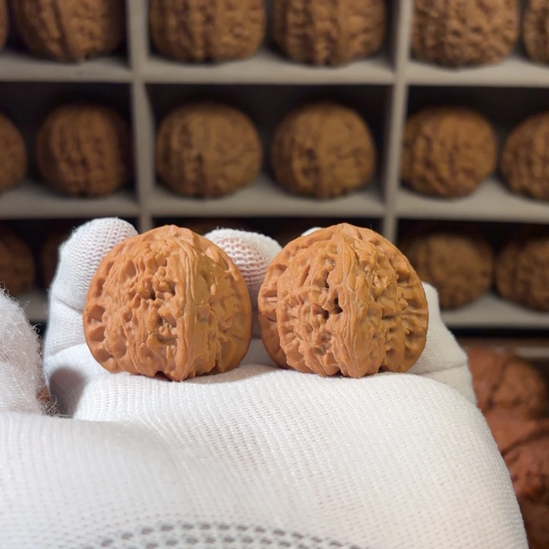 把件文玩核桃36尺全品三角白