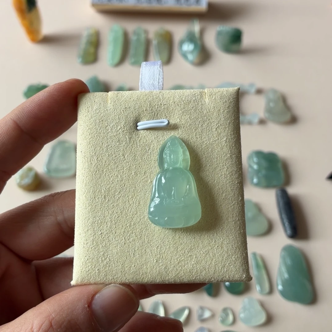 翡翠未镶嵌颈饰天然缅甸翡翠A货