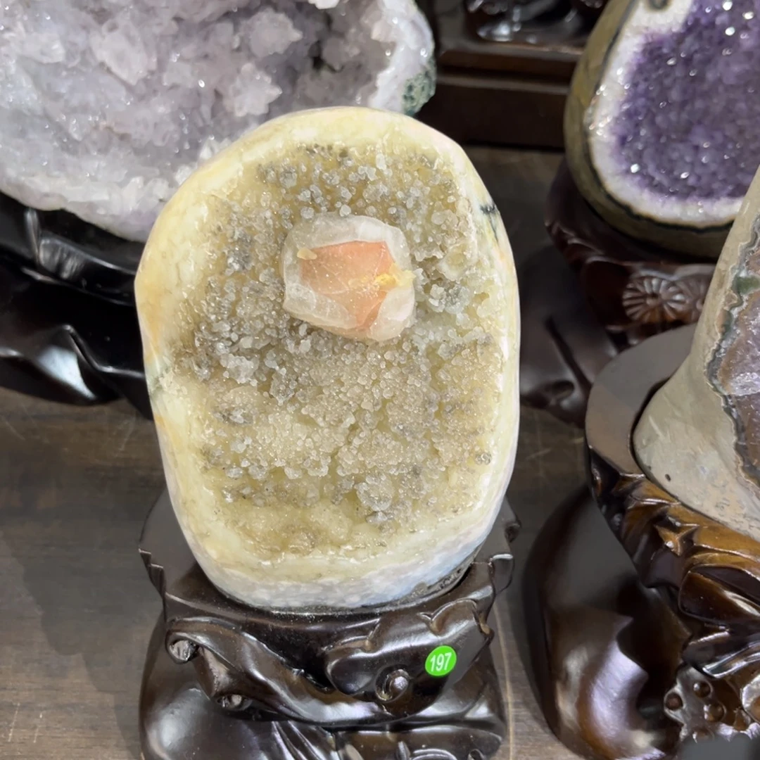 摆件紫晶未镶嵌水晶