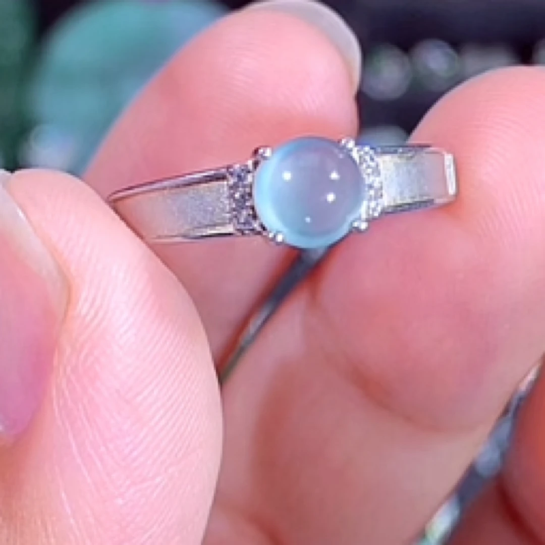 天然翡翠a货戒指