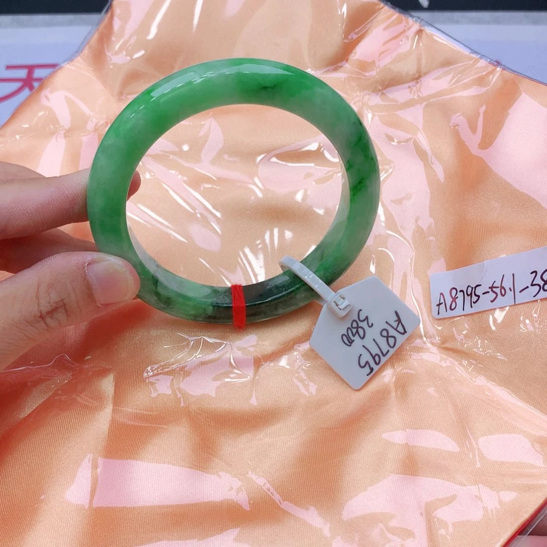 未镶嵌手镯翡翠翡翠