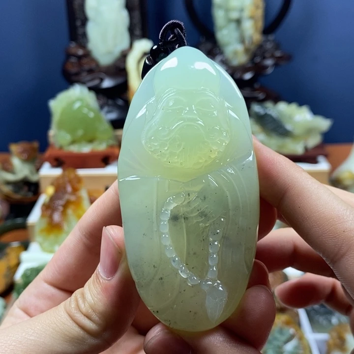 岫玉未镶嵌手把件