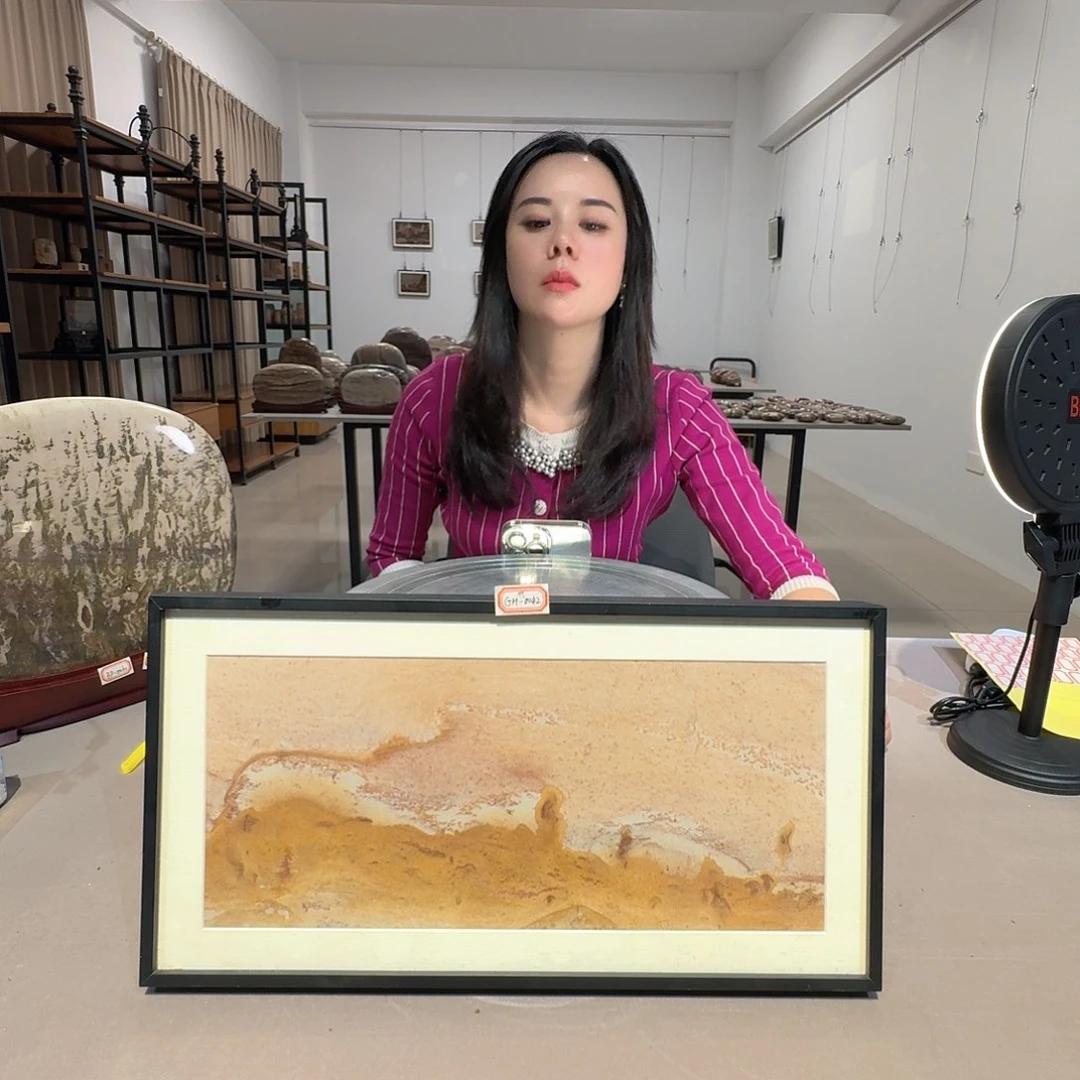 36×19长江画面石板画