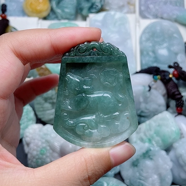 翡翠未镶嵌吊坠(不含链)翡翠