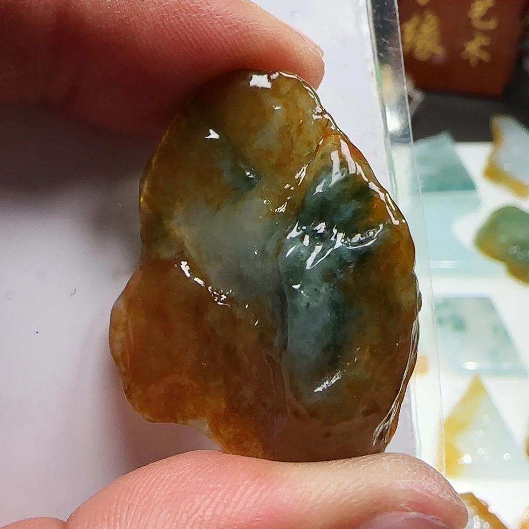 定制翡翠未镶嵌翡翠