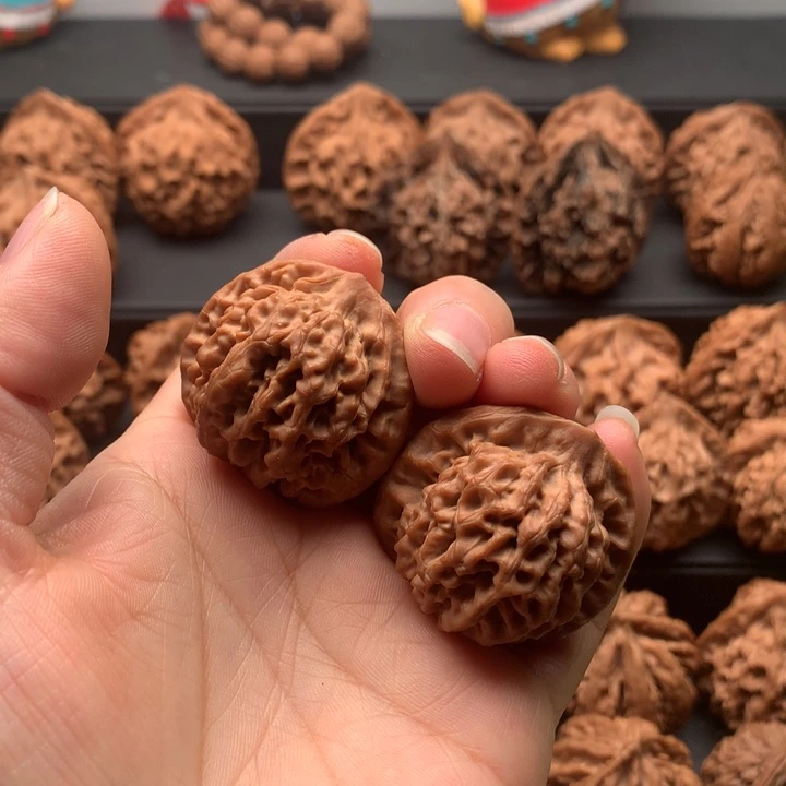 吊坠文玩核桃M****2秦岭野生核桃秦闷