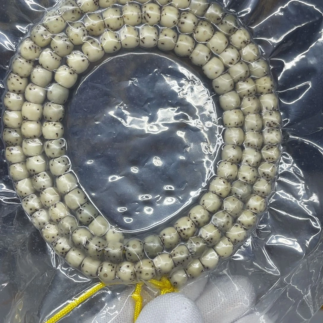 星月菩提吊坠嗯*！7-6，月侧贯穿