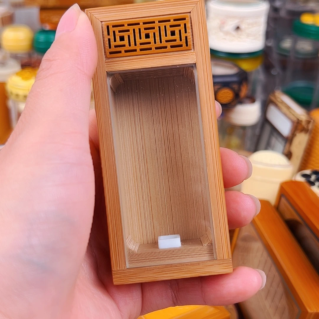 福利款万字窗竹林金钟盒配竹蛉