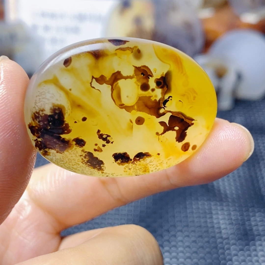 玛瑙/玉髓未镶嵌珠宝奇石