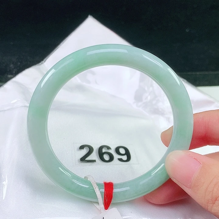 未镶嵌手镯翡翠翡翠手镯
