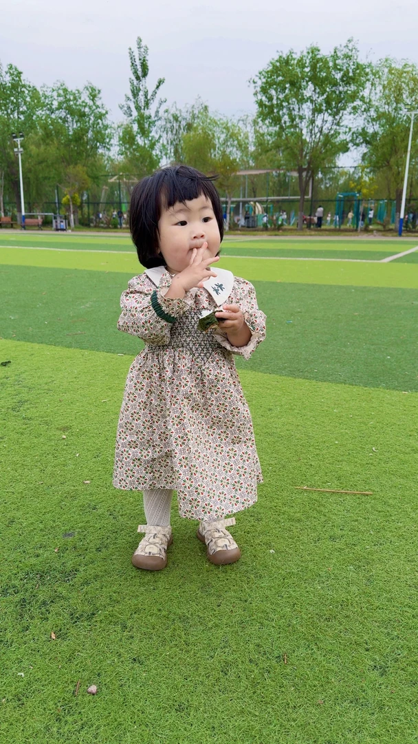 中小童裙子春秋款夏款冬款清货