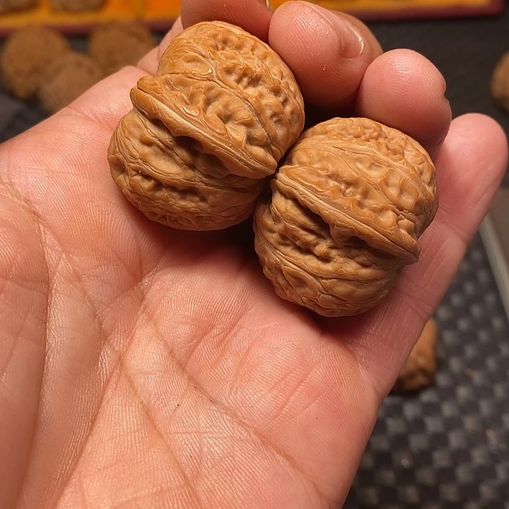 池***吊坠文玩核桃平谷元宝