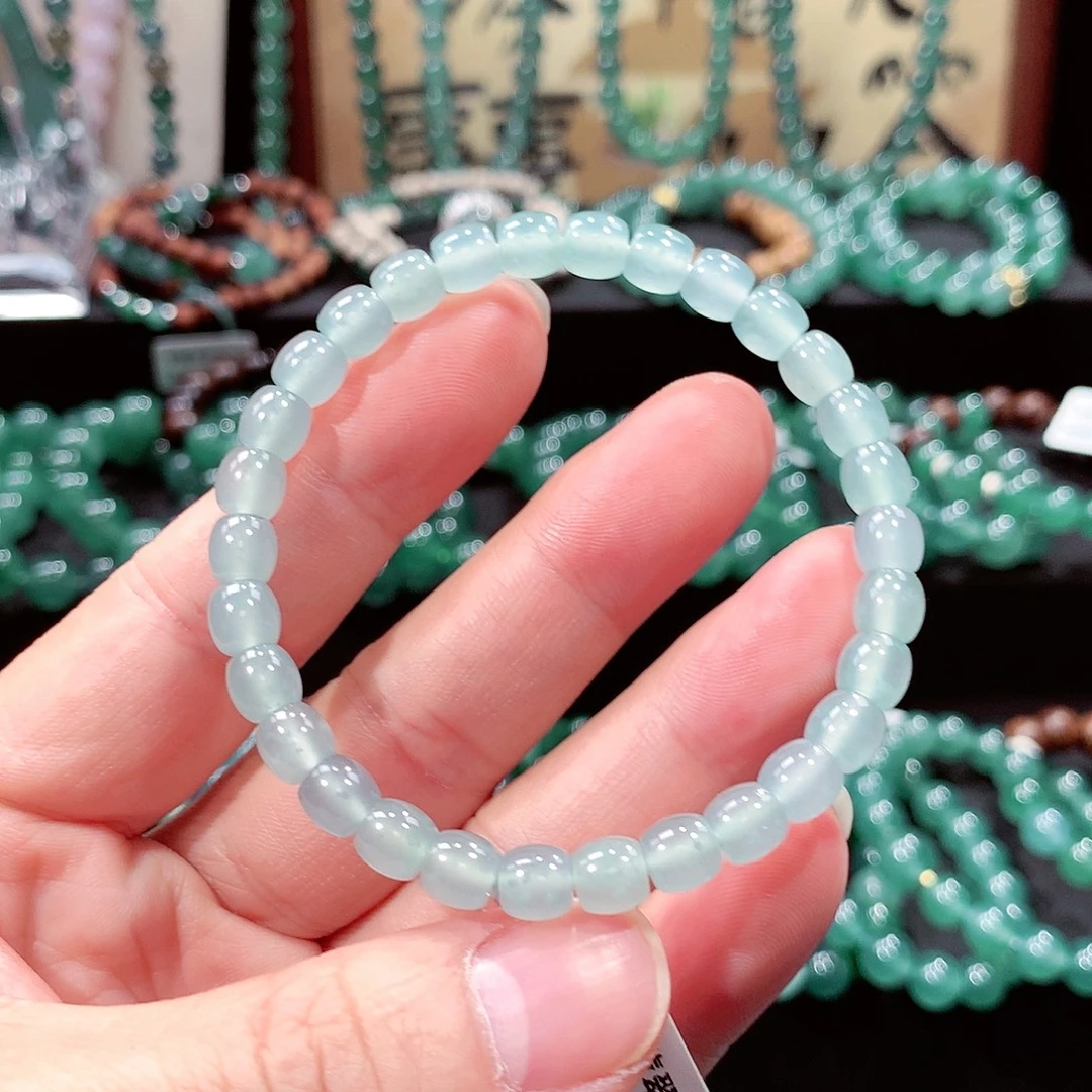 翡翠未镶嵌手链卡6.3