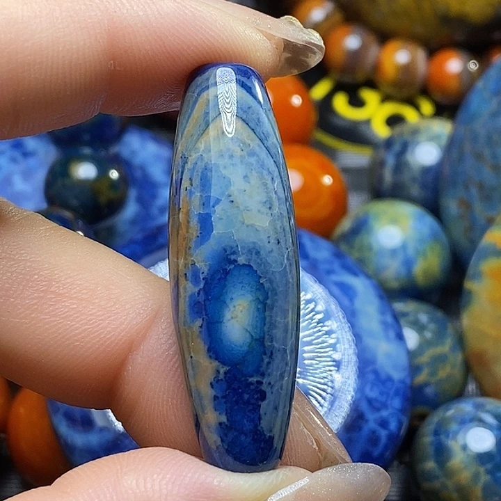 微***峰玛瑙/玉髓未镶嵌颈饰