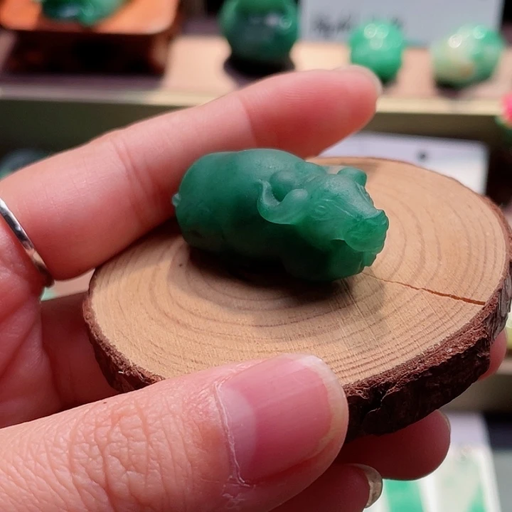 囍***笑石英质玉吊坠未镶嵌