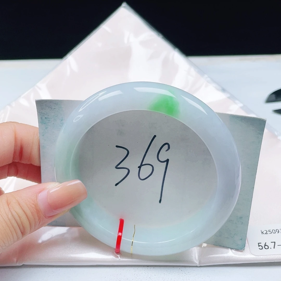 翡翠未镶嵌手镯56+正圈