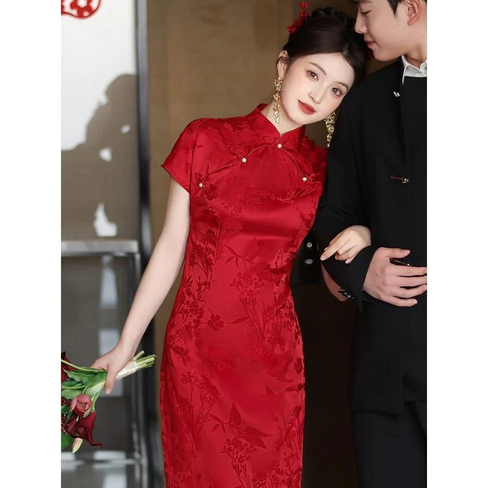 红色旗袍敬酒服新娘2025新款夏季高考高级感大气新中式订婚礼服裙