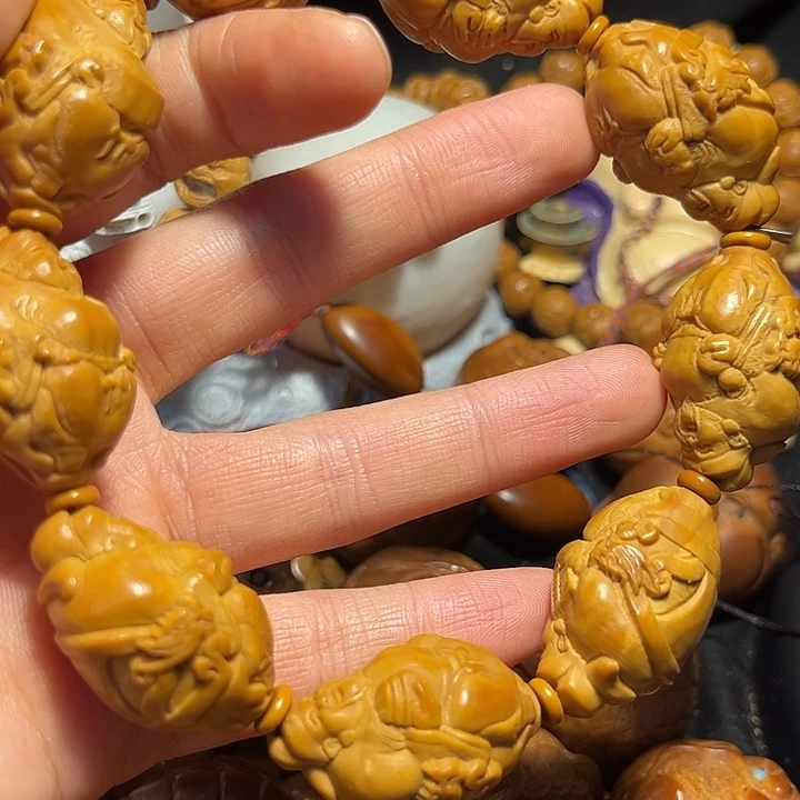 手串/手链橄榄核龙椅财神