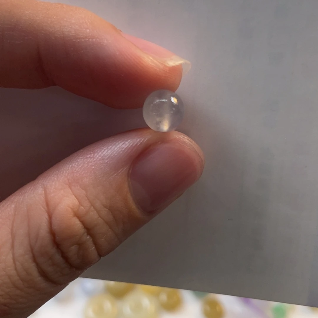 定制翡翠未镶嵌靓***人1颗