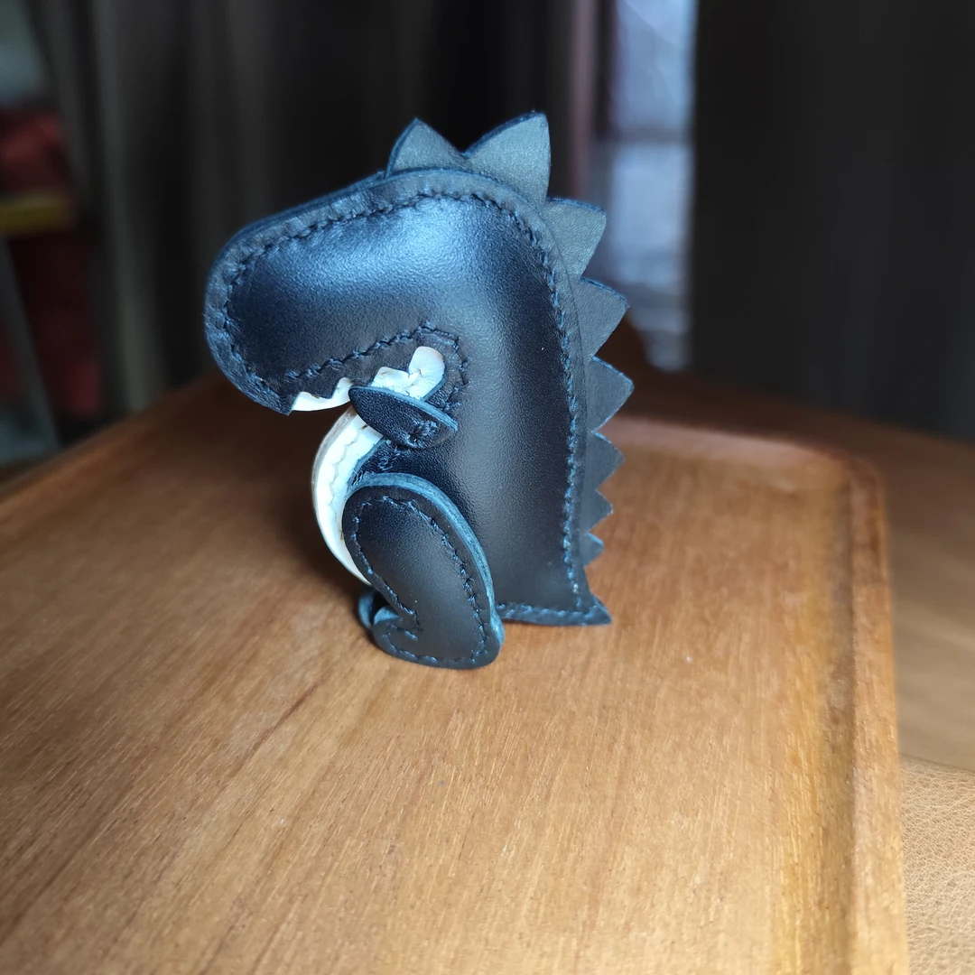 手工缝制牛皮包包挂件真皮