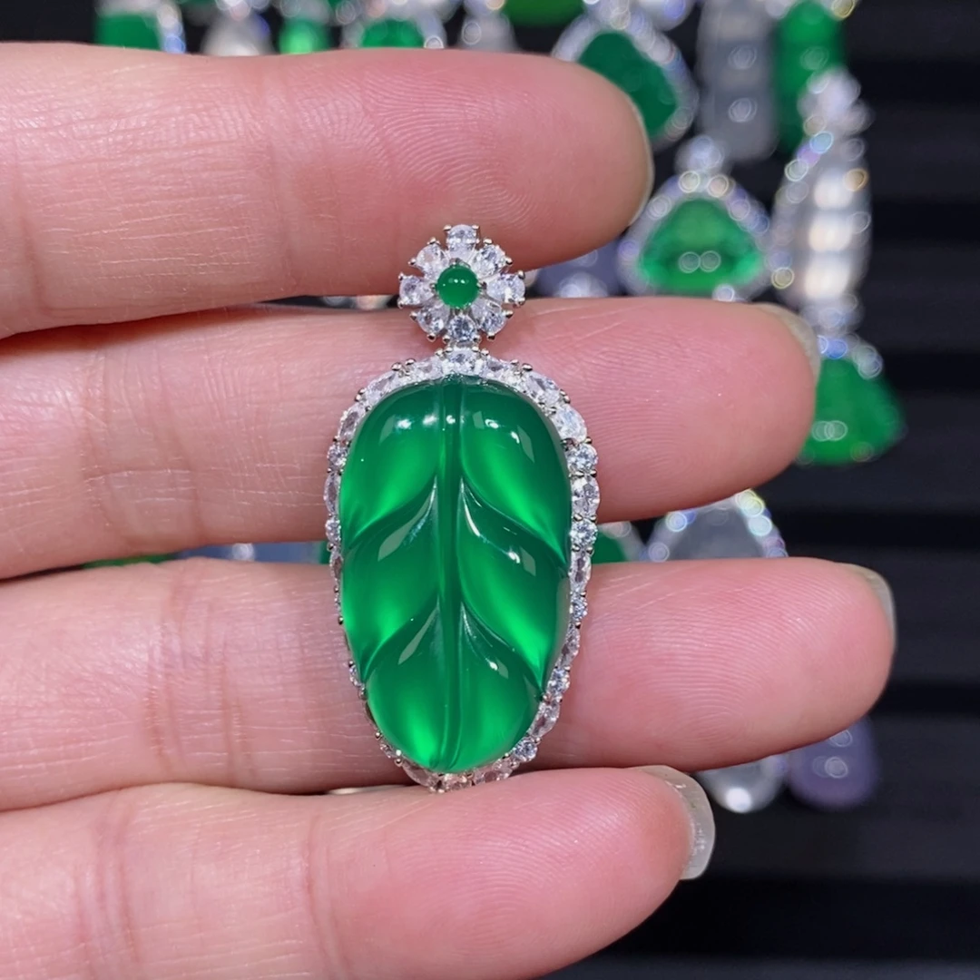 玛瑙/玉髓银S925镶嵌吊坠