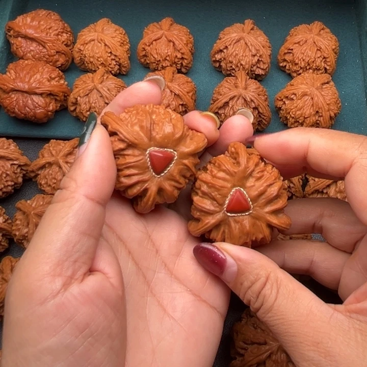 N***i文玩核桃吊坠888888888