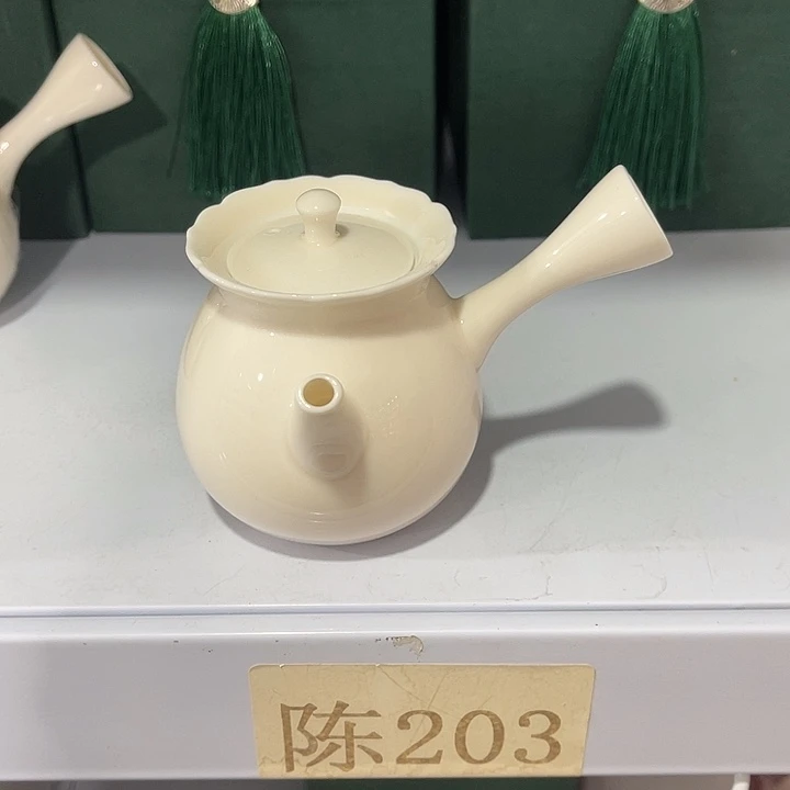 福利待遇多多哦哦