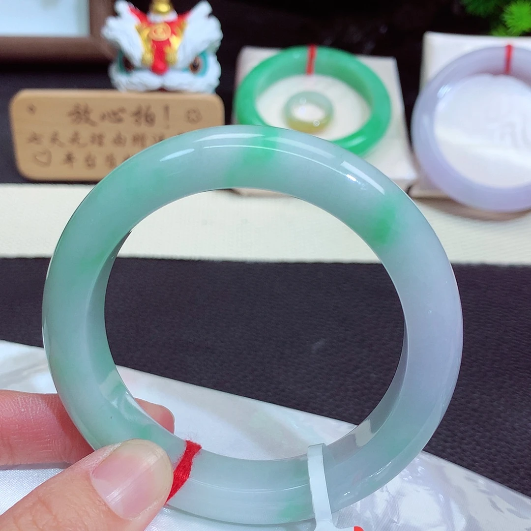 翡翠未镶嵌手镯481