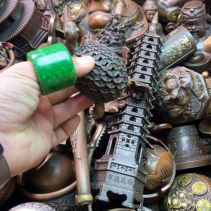 平平安安健健康康