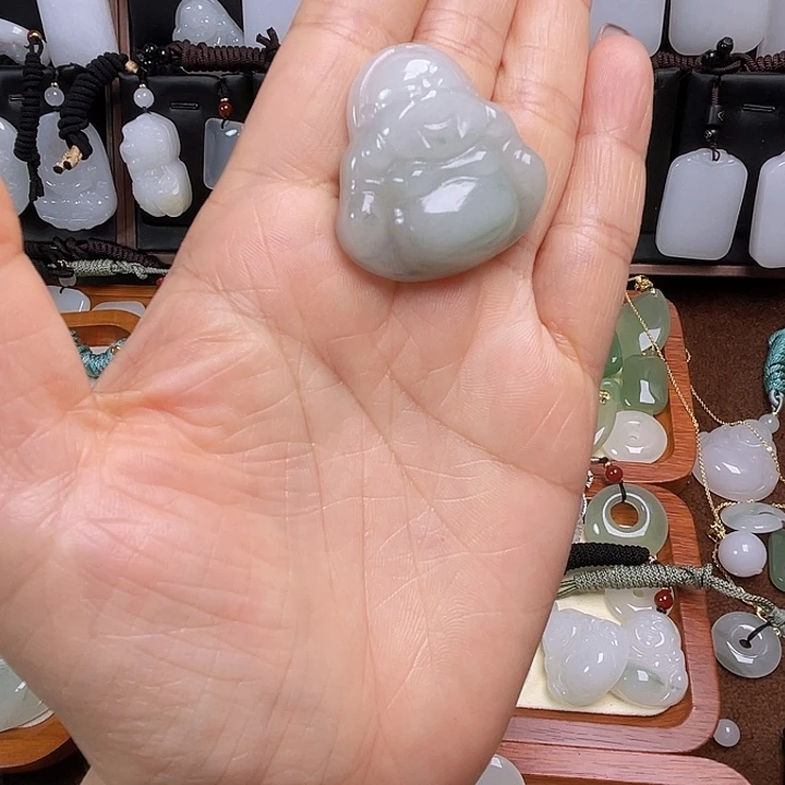 石英质玉未镶嵌吊坠(赠链)