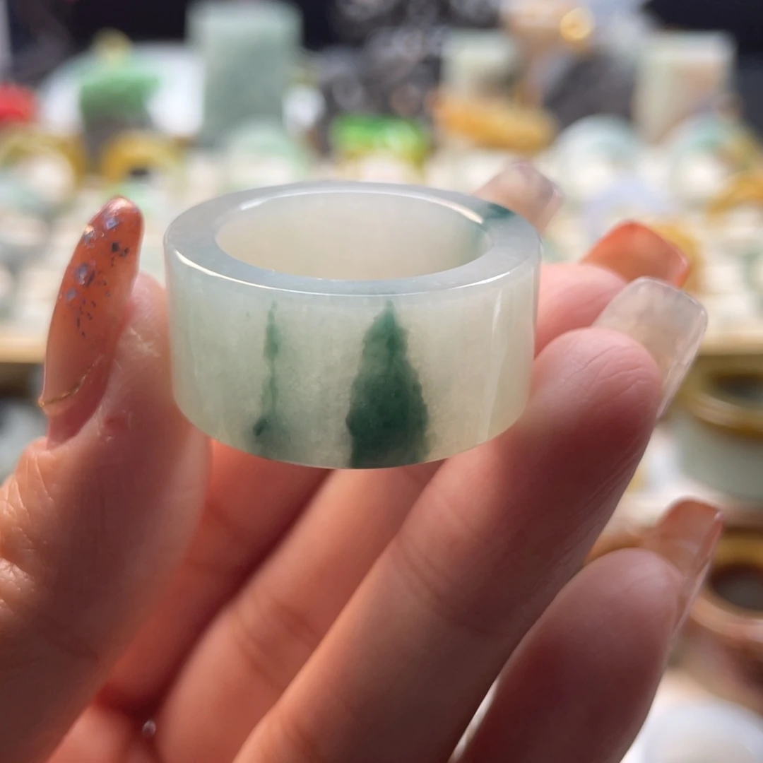 定制翡翠未镶嵌戒指