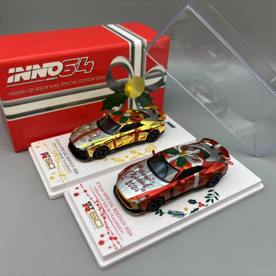 INNO 1:64 NISSAN GT-R50 圣诞版 仿真合金汽车模型 收藏