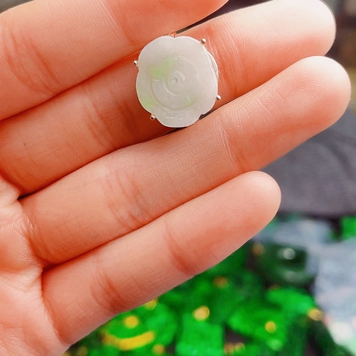 翡翠银S925镶嵌颈饰多样性