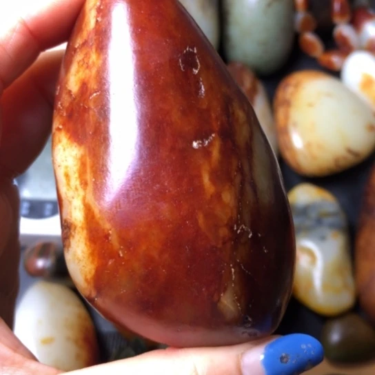 和田玉未镶嵌珠宝奇石