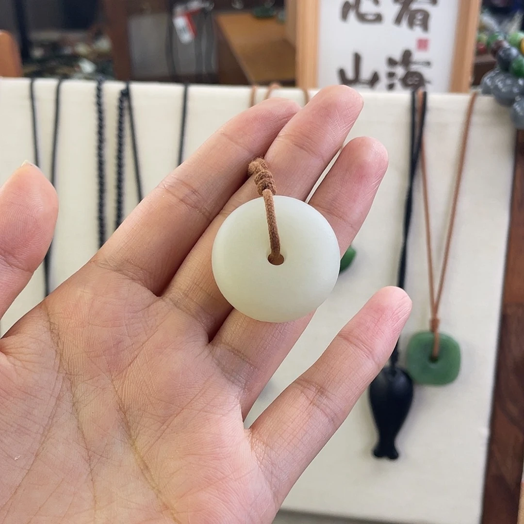 【闪购商品】手链未镶嵌和田玉雪****i