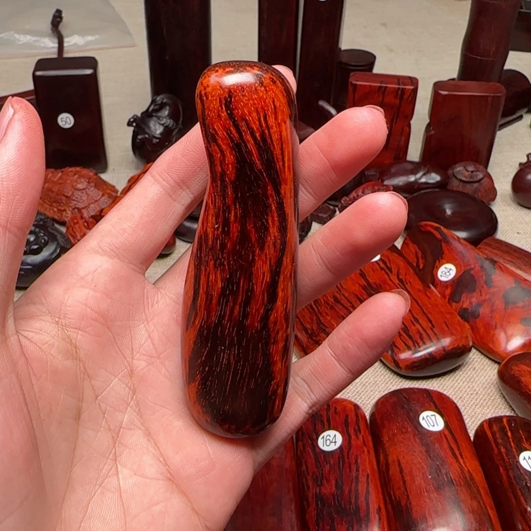 檀香紫檀（小叶紫檀）w