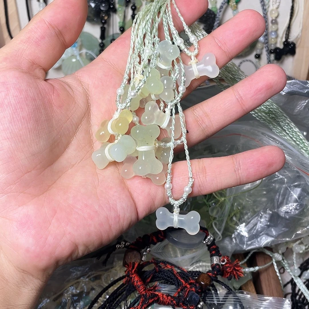蛇纹石玉合金颈饰
