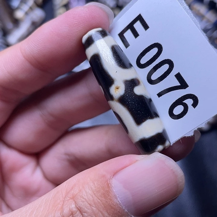 玛瑙/玉髓颈饰未镶嵌微瑕