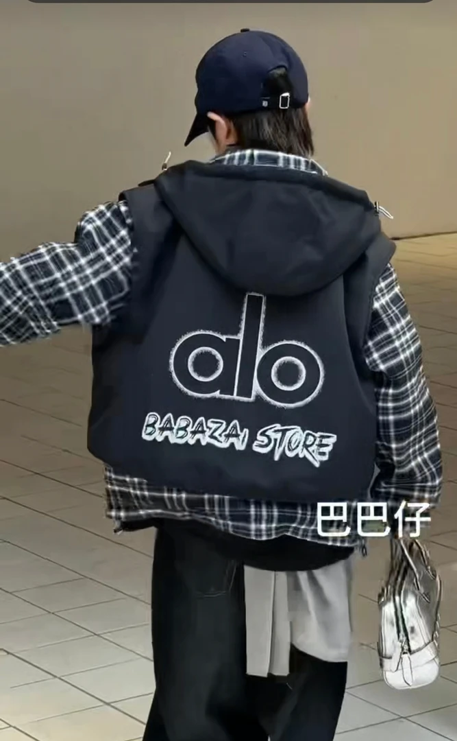 男中大童时尚外套2025秋冬新款格子加厚假两件宽松连帽外套