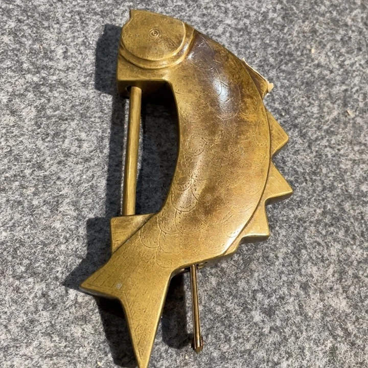 云***瓷片铜摆件工艺品