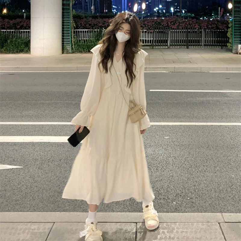 甜美桔梗裙温柔法式学院风收腰宽松显瘦连衣裙女裙子荷叶边仙女裙