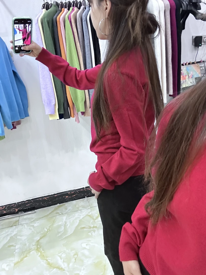 秋季断码羊绒打底衫针织