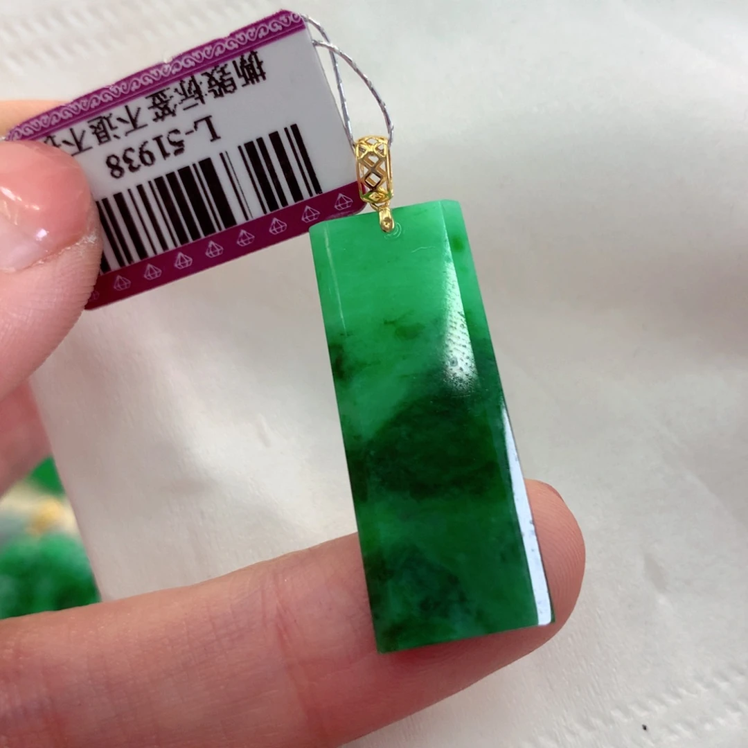 翡翠吊坠(不含链)18K金镶嵌
