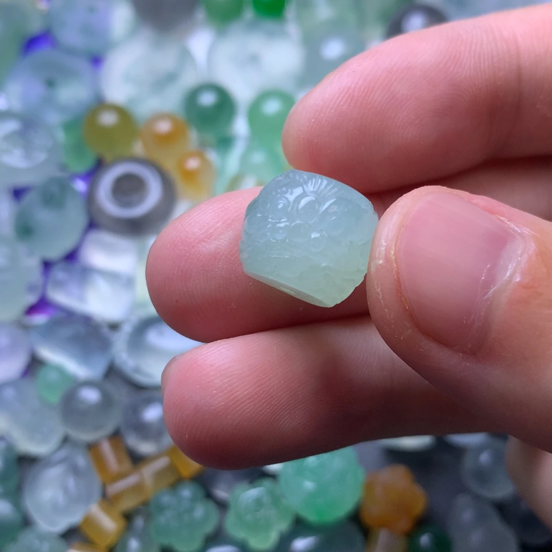 定制翡翠未镶嵌珠子