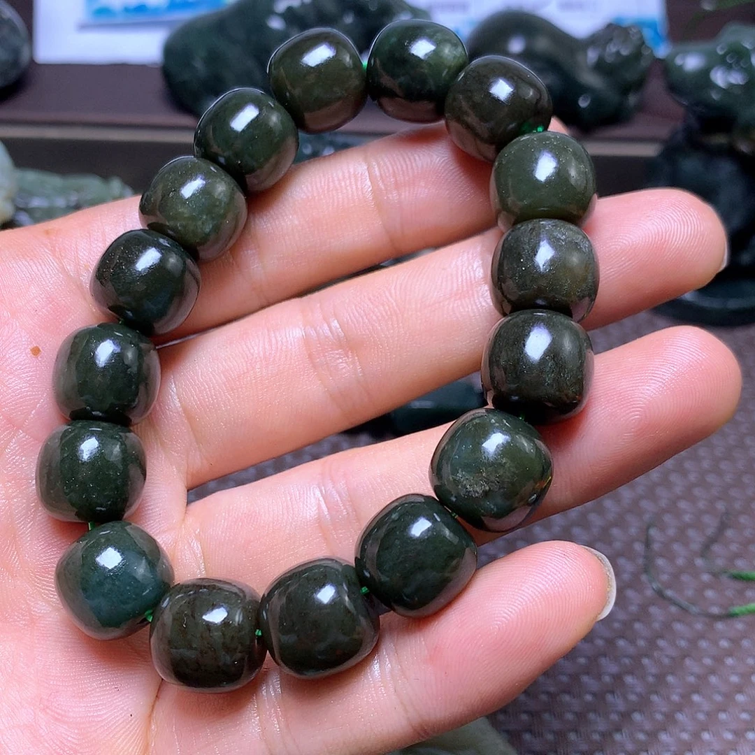 颈饰未镶嵌和田玉14