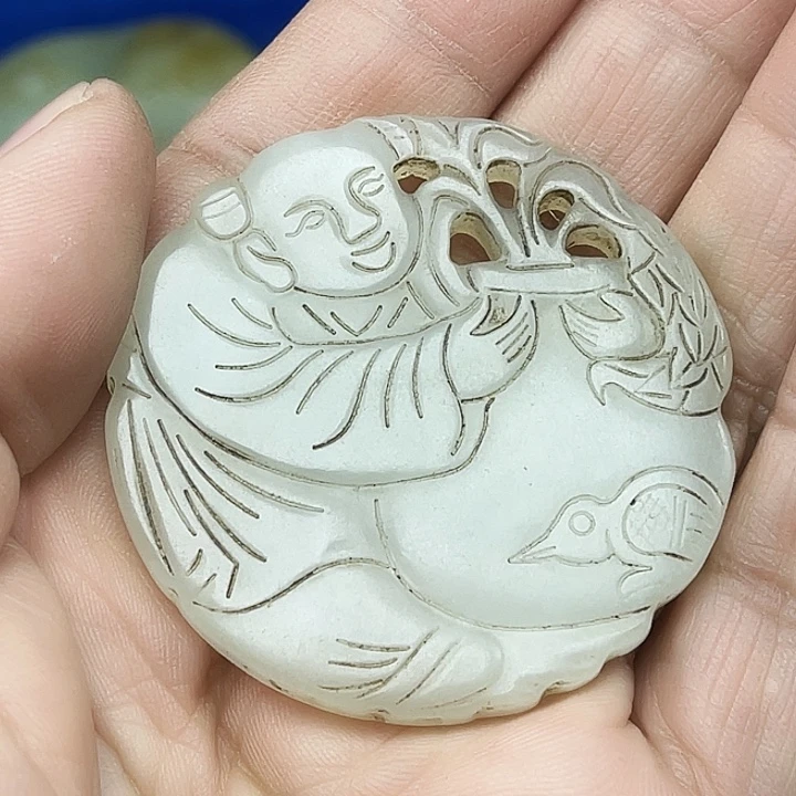 和田玉（青白玉）未镶嵌颈饰